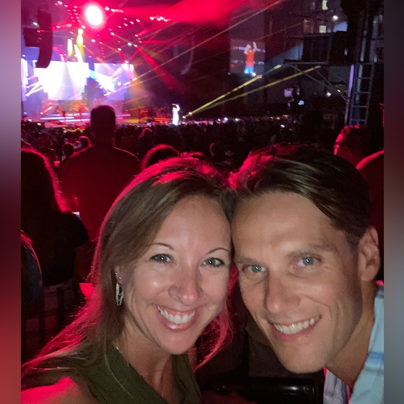 Meet your Posher, Kristen - Picture 7 of 16